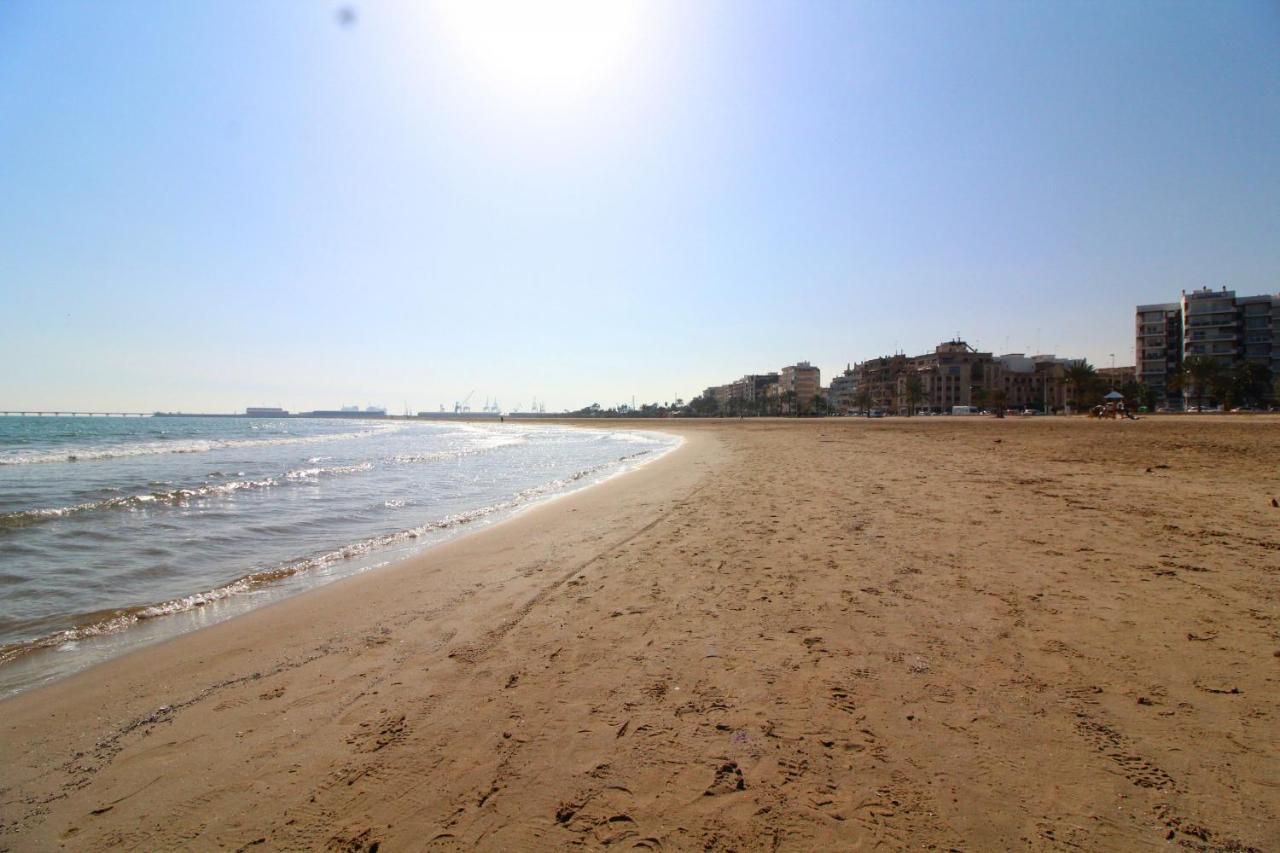 Global Properties, Los Claveles - Practico Apartamento Con Wifi En Puerto De Sagunto Exterior photo
